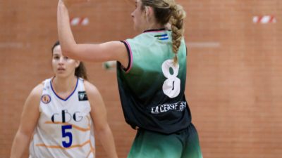 El equipo femenina juega este sábado a las 17 horas en Huelva. 